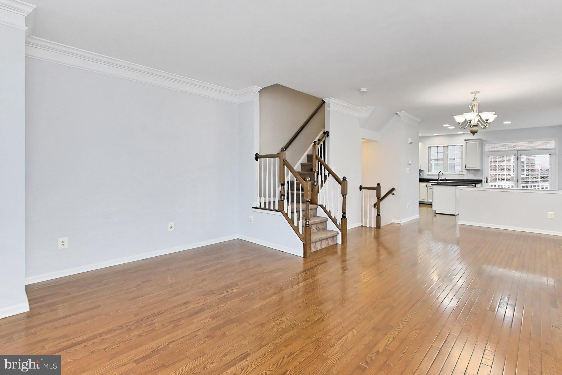 SOUTH RIDING - Residential Lease