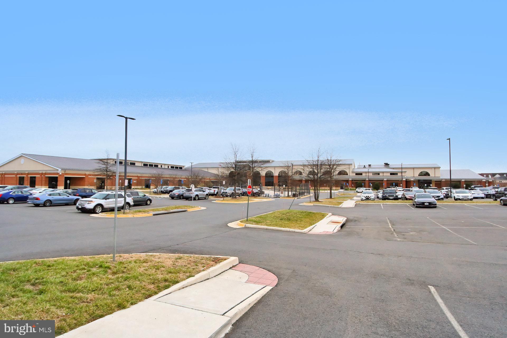 SOUTH RIDING - Residential Lease