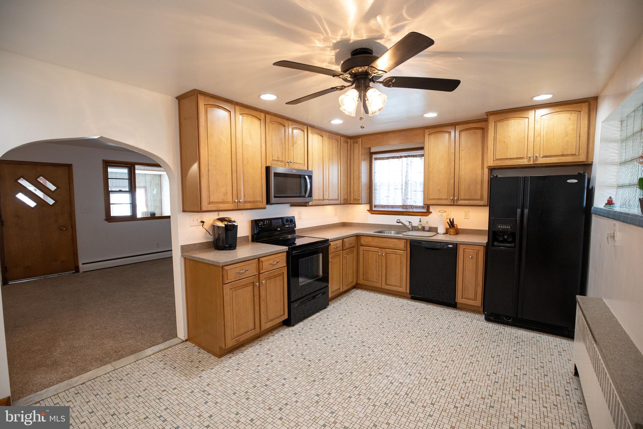 BALTIMORE HIGHLANDS - Residential