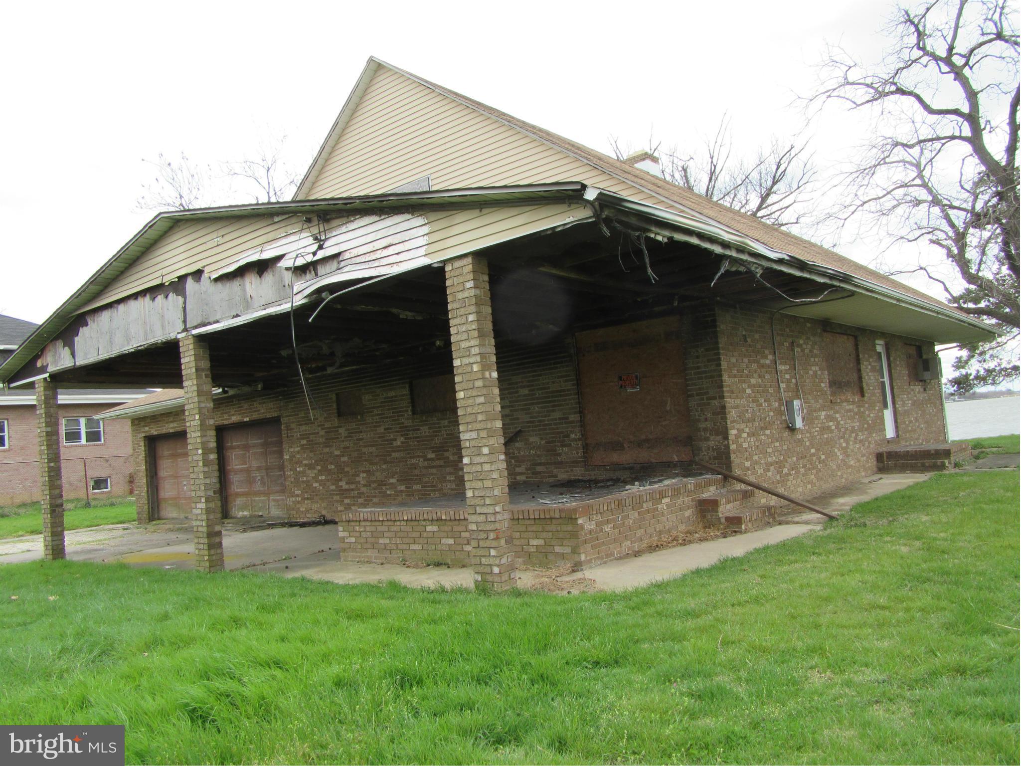 EDGEMERE - Residential