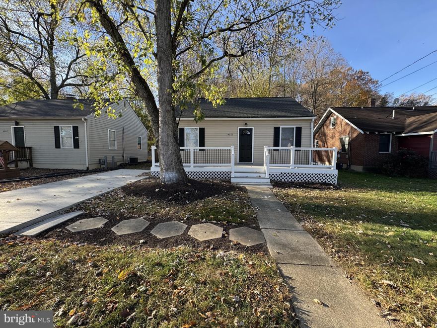 This charming 2-bedroom, 1-bathroom single-family home offers modern features throughout. Enjoy the durability and style of LVP flooring, a spacious living area, and the added bonus of a full-size washer and dryer. With a driveway for off-street parking.

*Landlord holds RE License in VA, DC, and MD. Owner is immediate family with agent.*