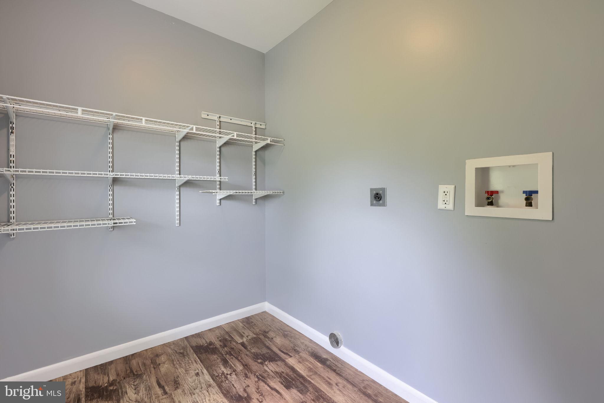 WINDSOR TWP - Residential