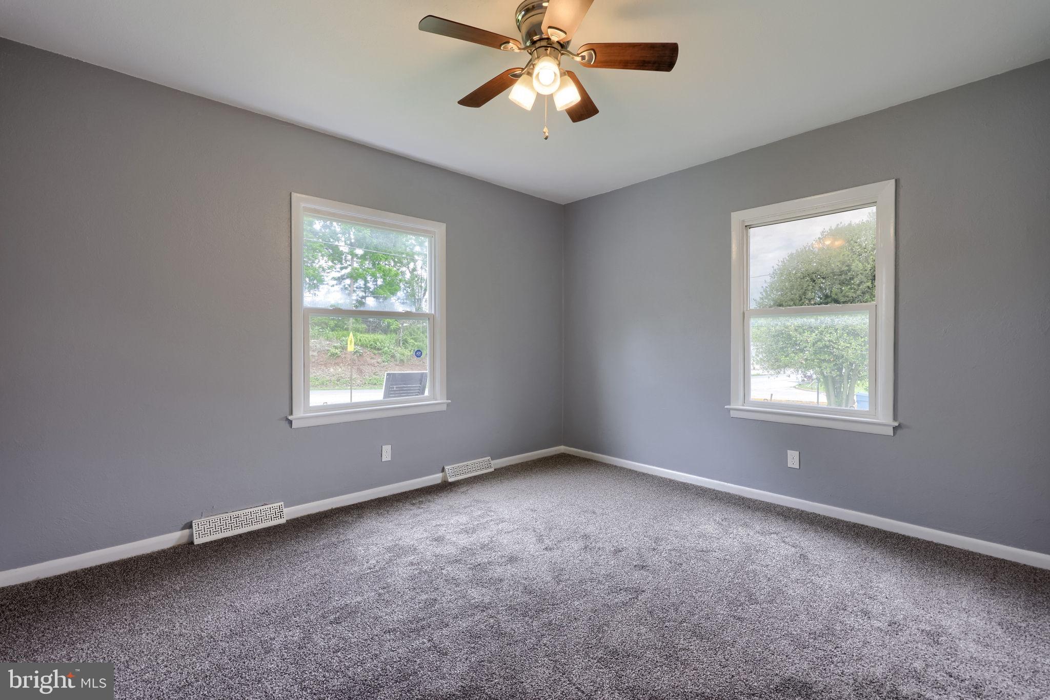 WINDSOR TWP - Residential