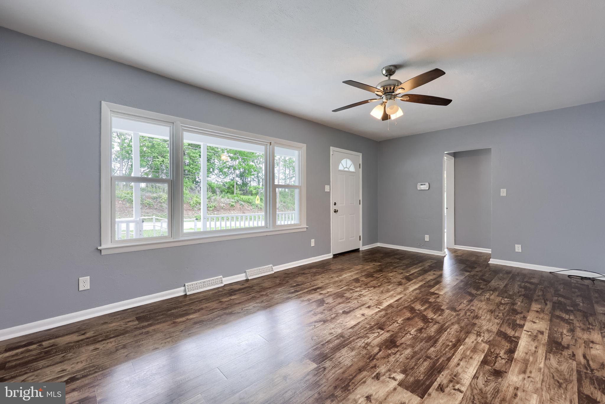 WINDSOR TWP - Residential