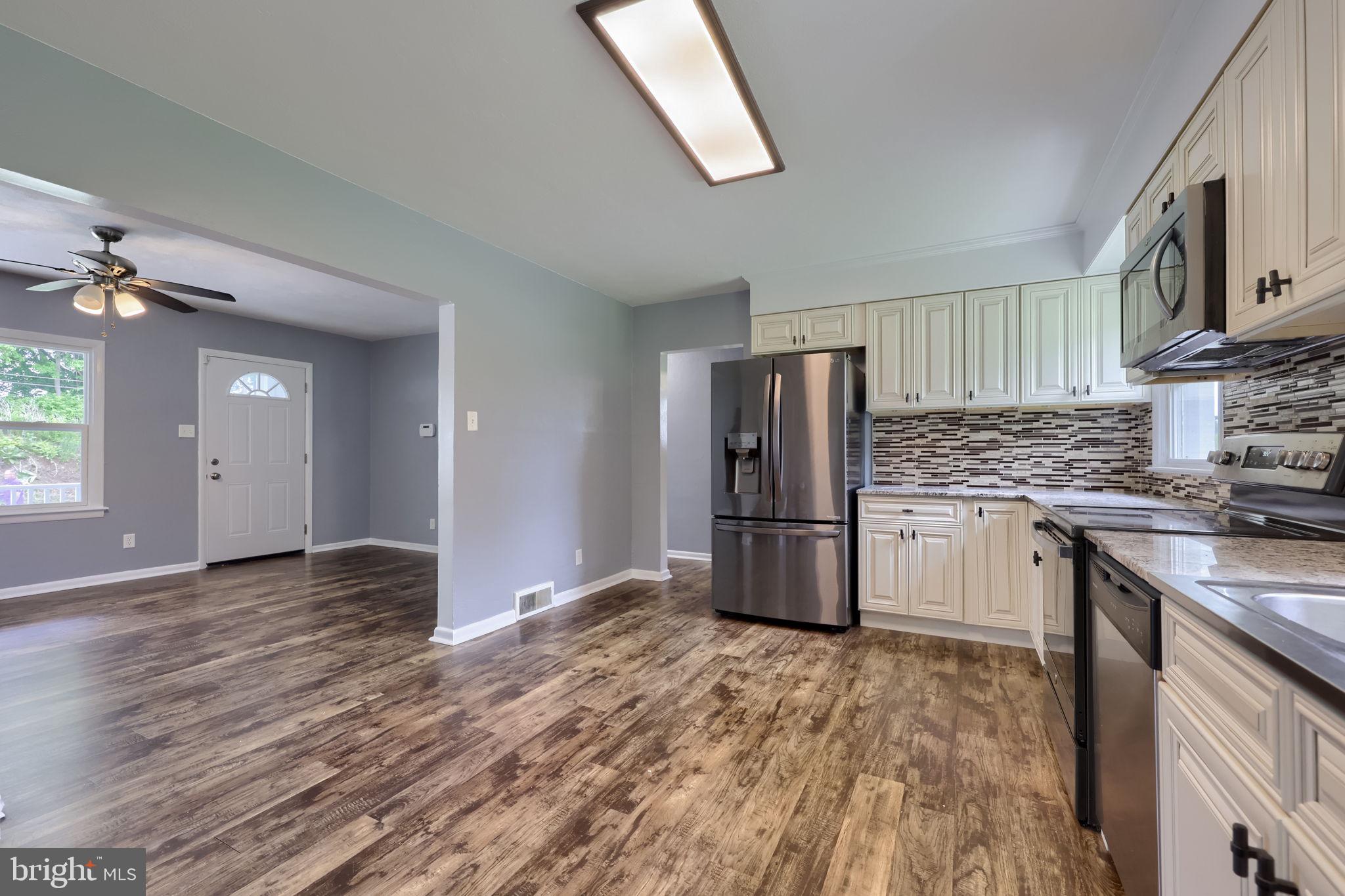 WINDSOR TWP - Residential
