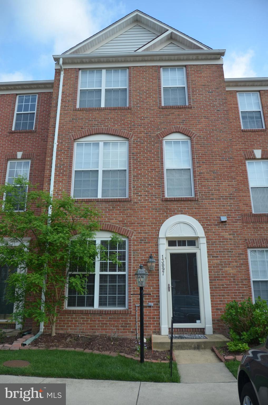 WOODLAND PARK - Residential Lease