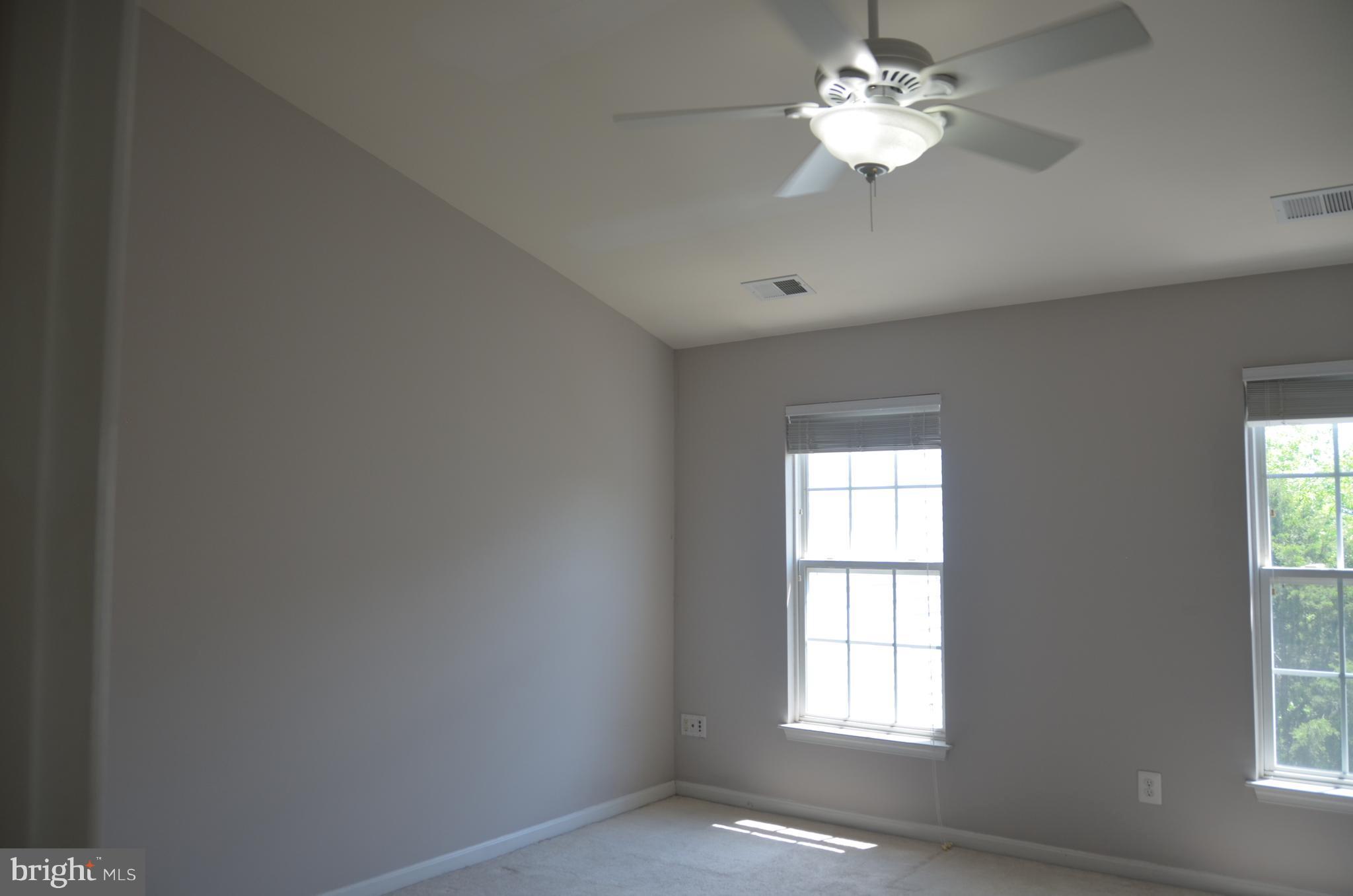 WOODLAND PARK - Residential Lease