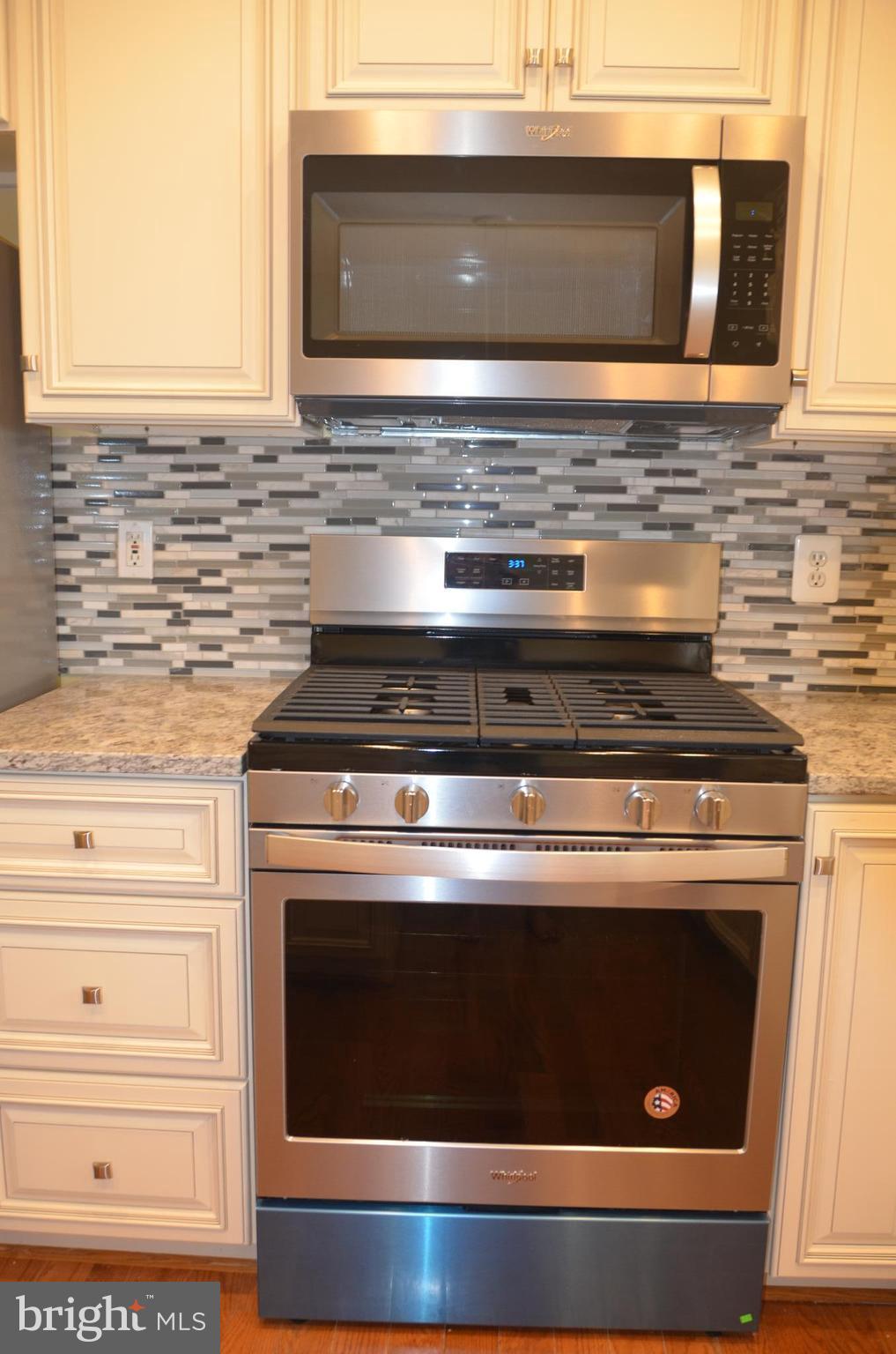 WOODLAND PARK - Residential Lease