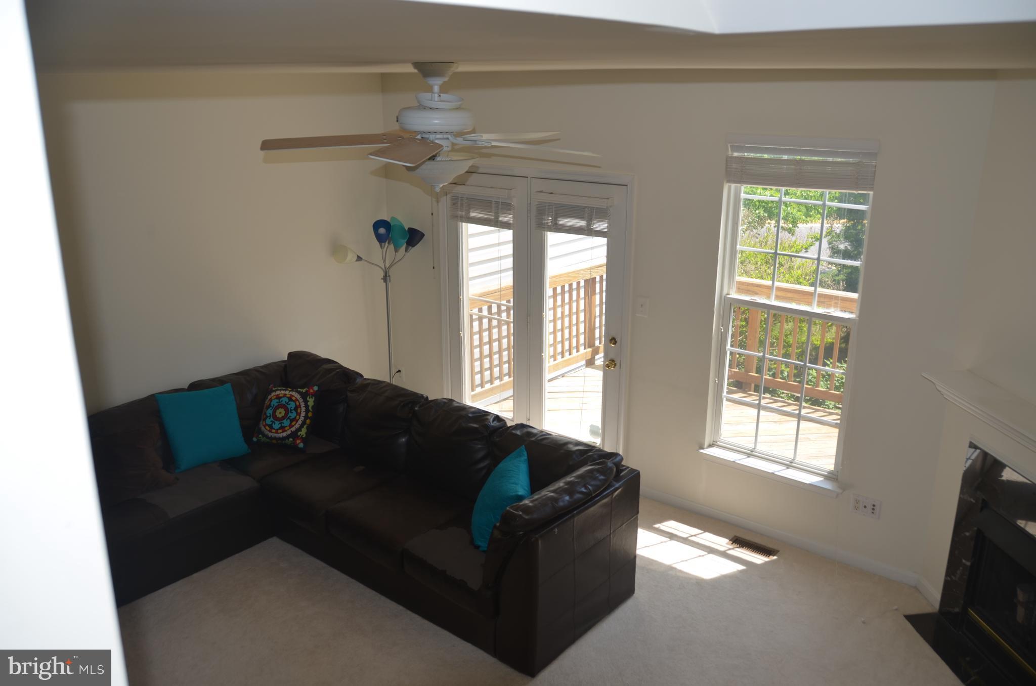 WOODLAND PARK - Residential Lease