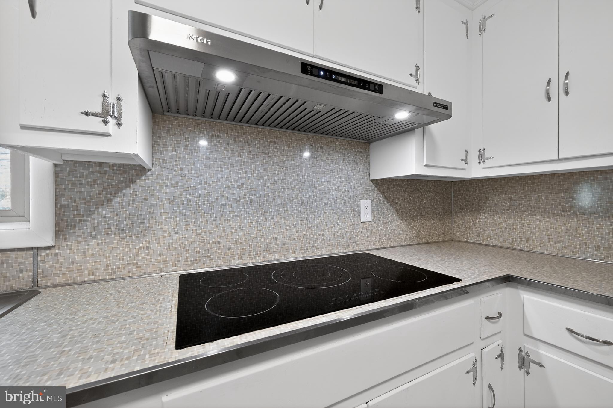 GREENBERRY HILLS - Residential