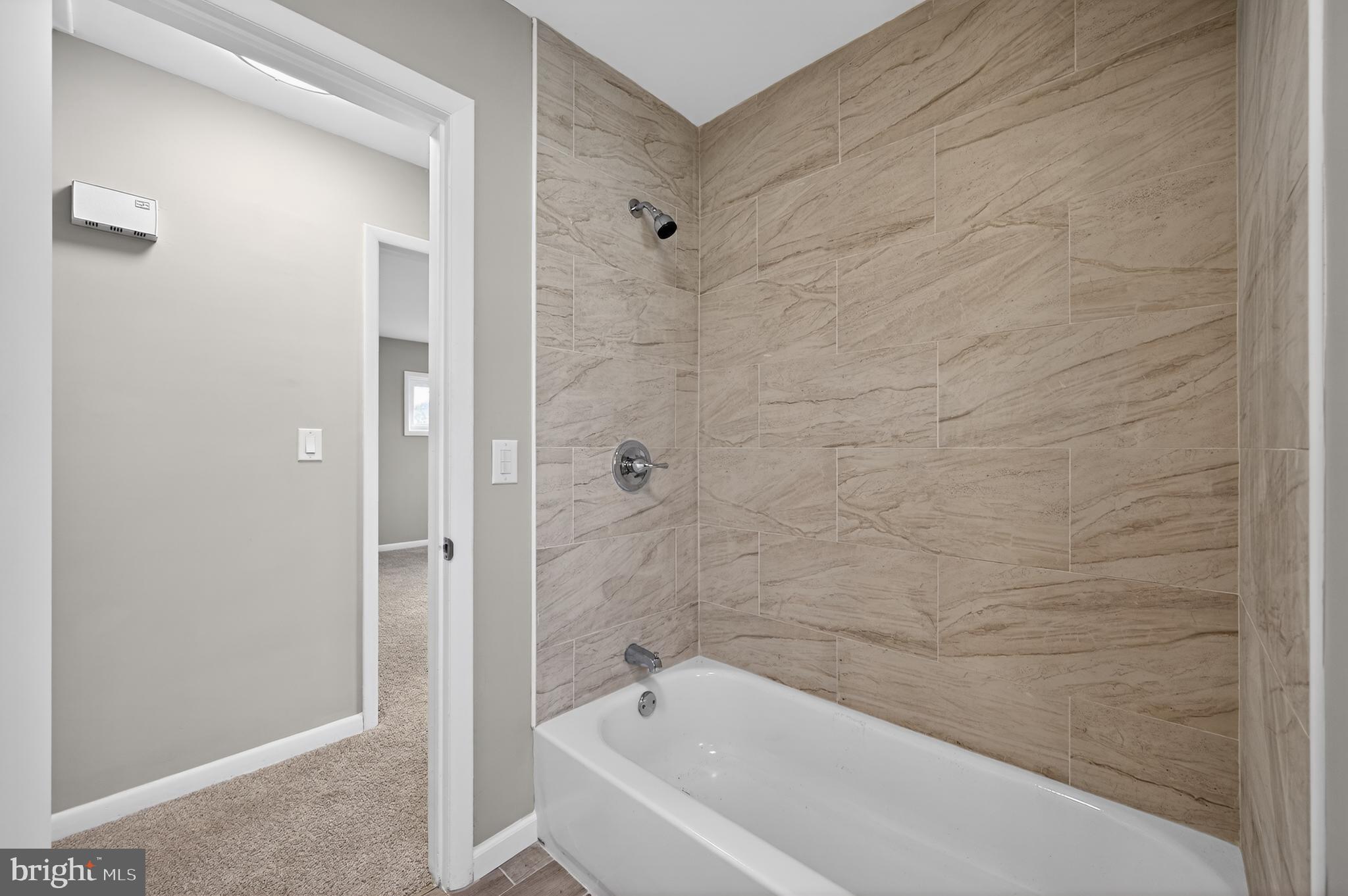 GREENBERRY HILLS - Residential