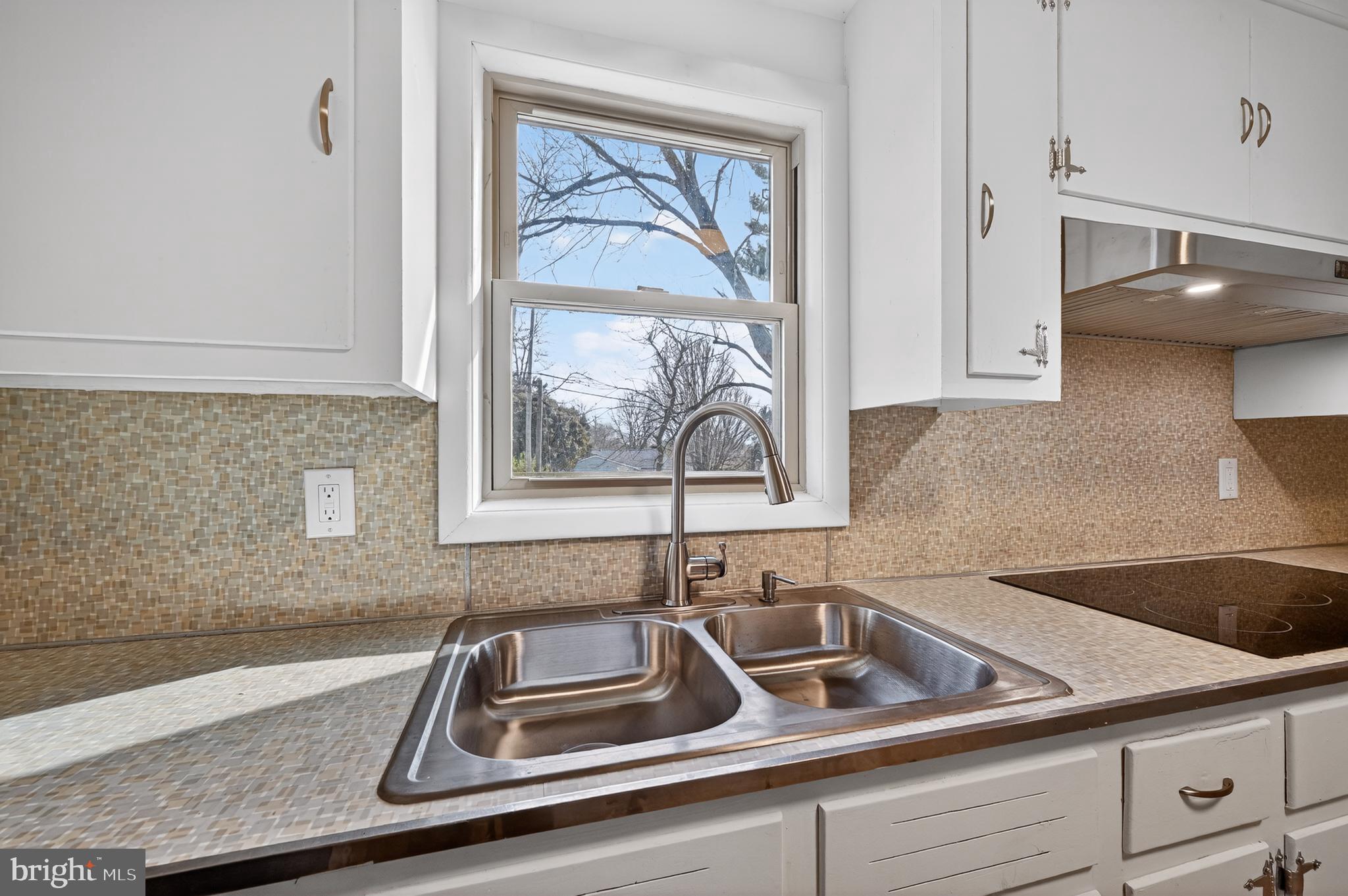 GREENBERRY HILLS - Residential