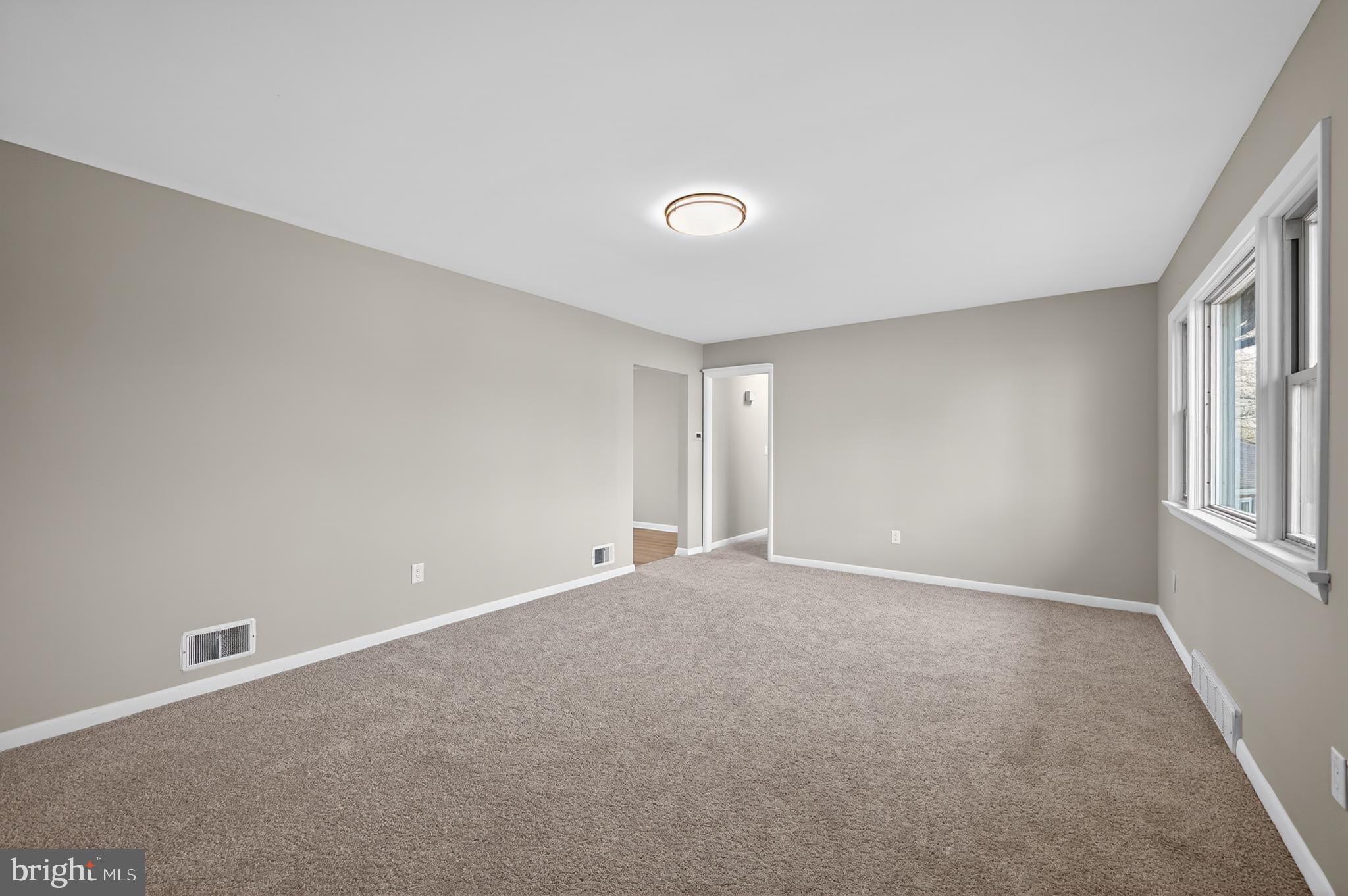 GREENBERRY HILLS - Residential