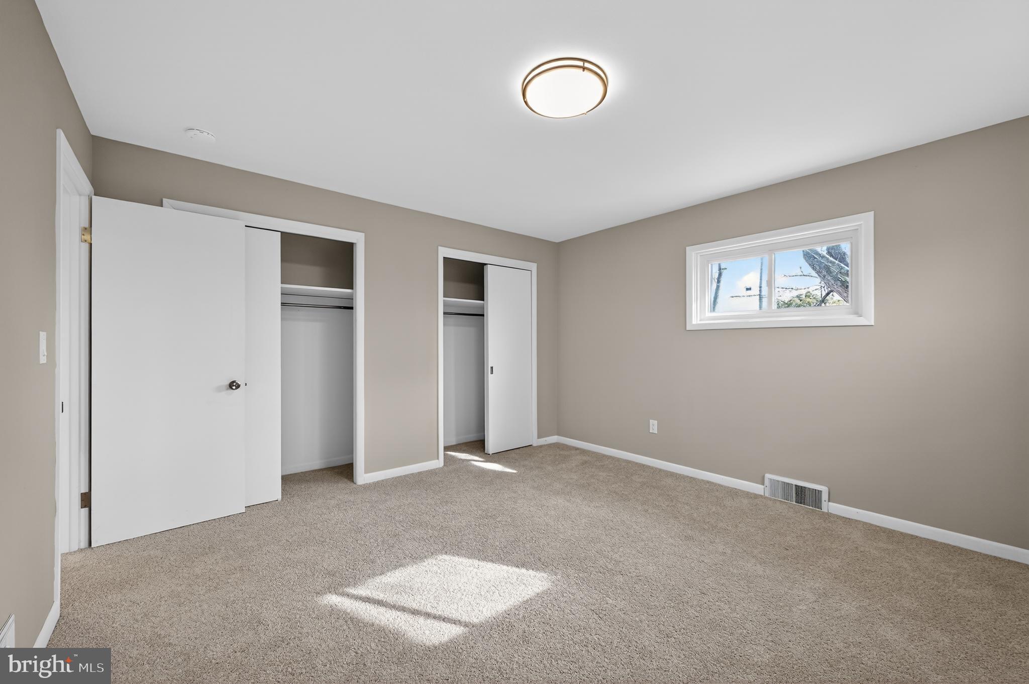 GREENBERRY HILLS - Residential