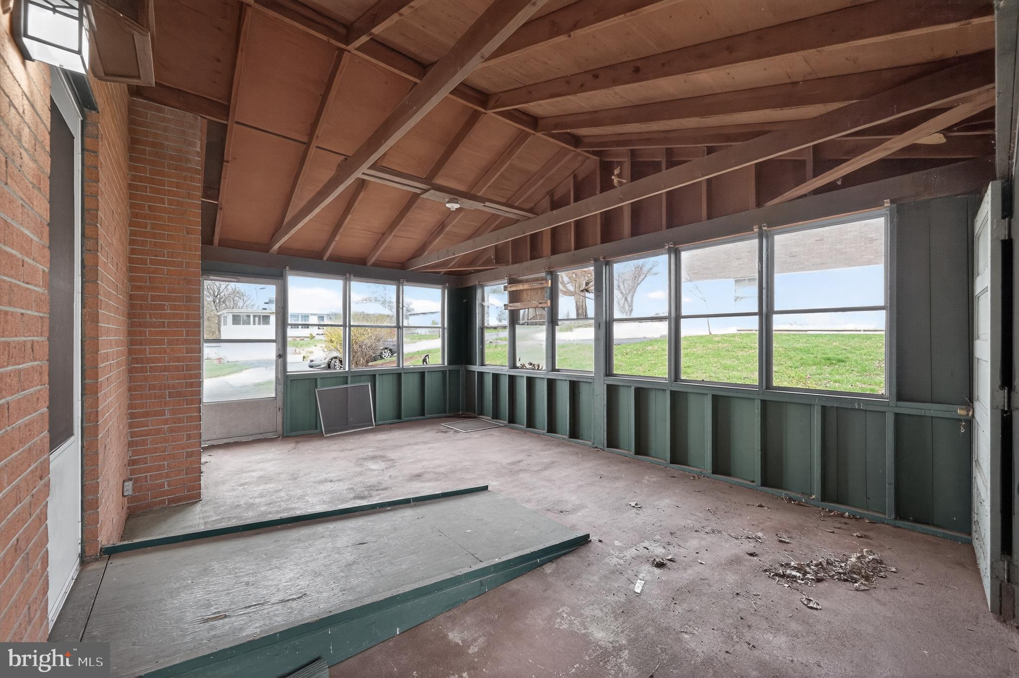 GREENBERRY HILLS - Residential