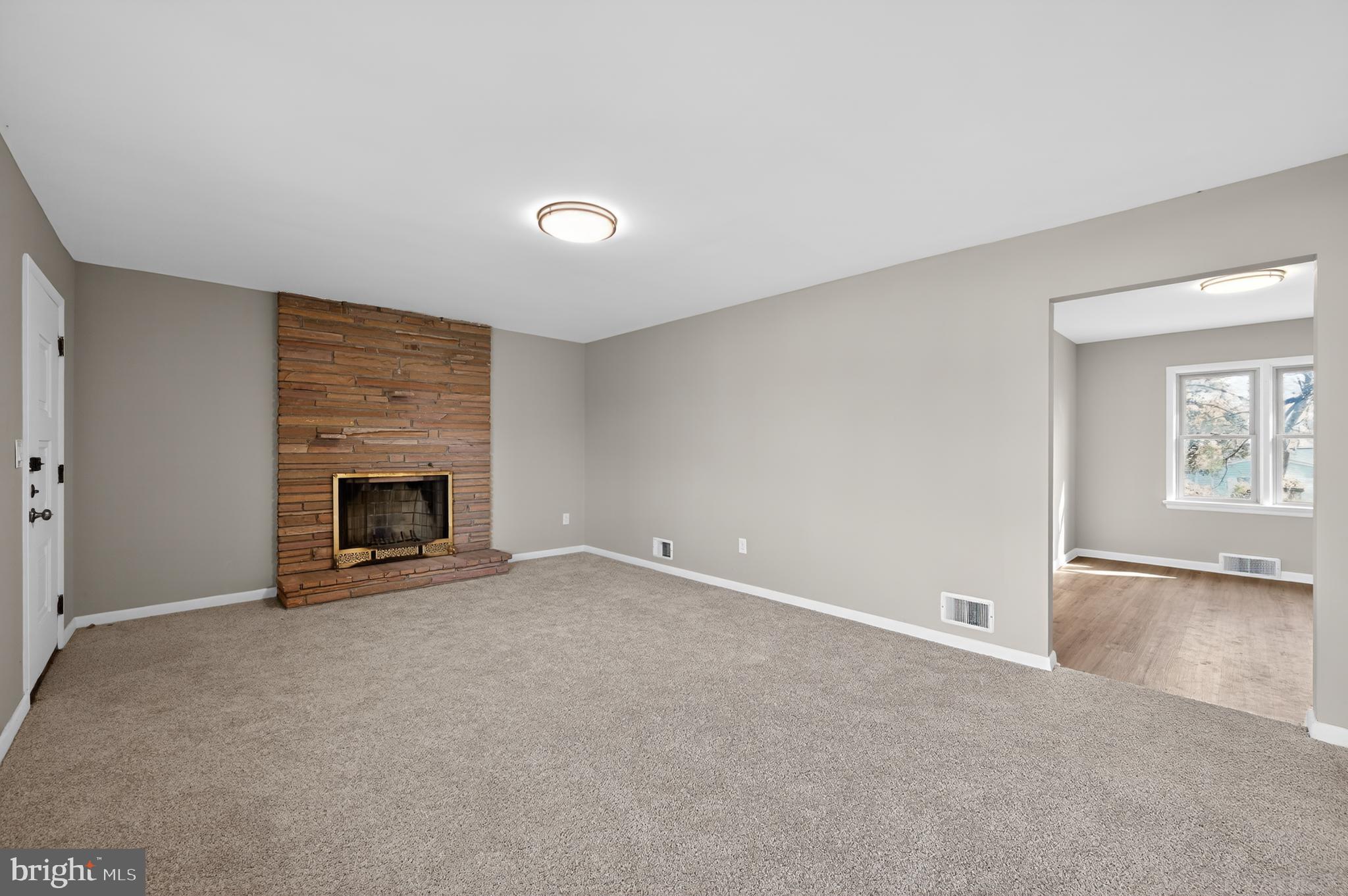 GREENBERRY HILLS - Residential