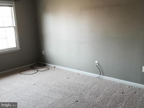 LEE MANOR - Residential