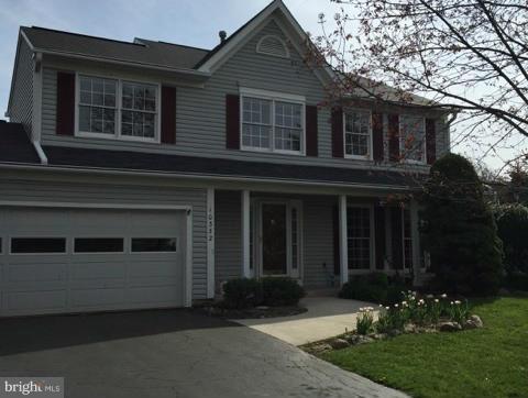 LEE MANOR - Residential