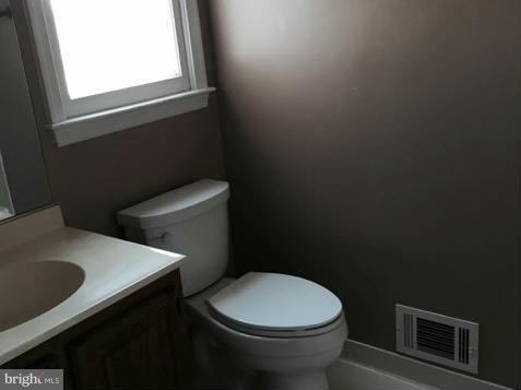 LEE MANOR - Residential