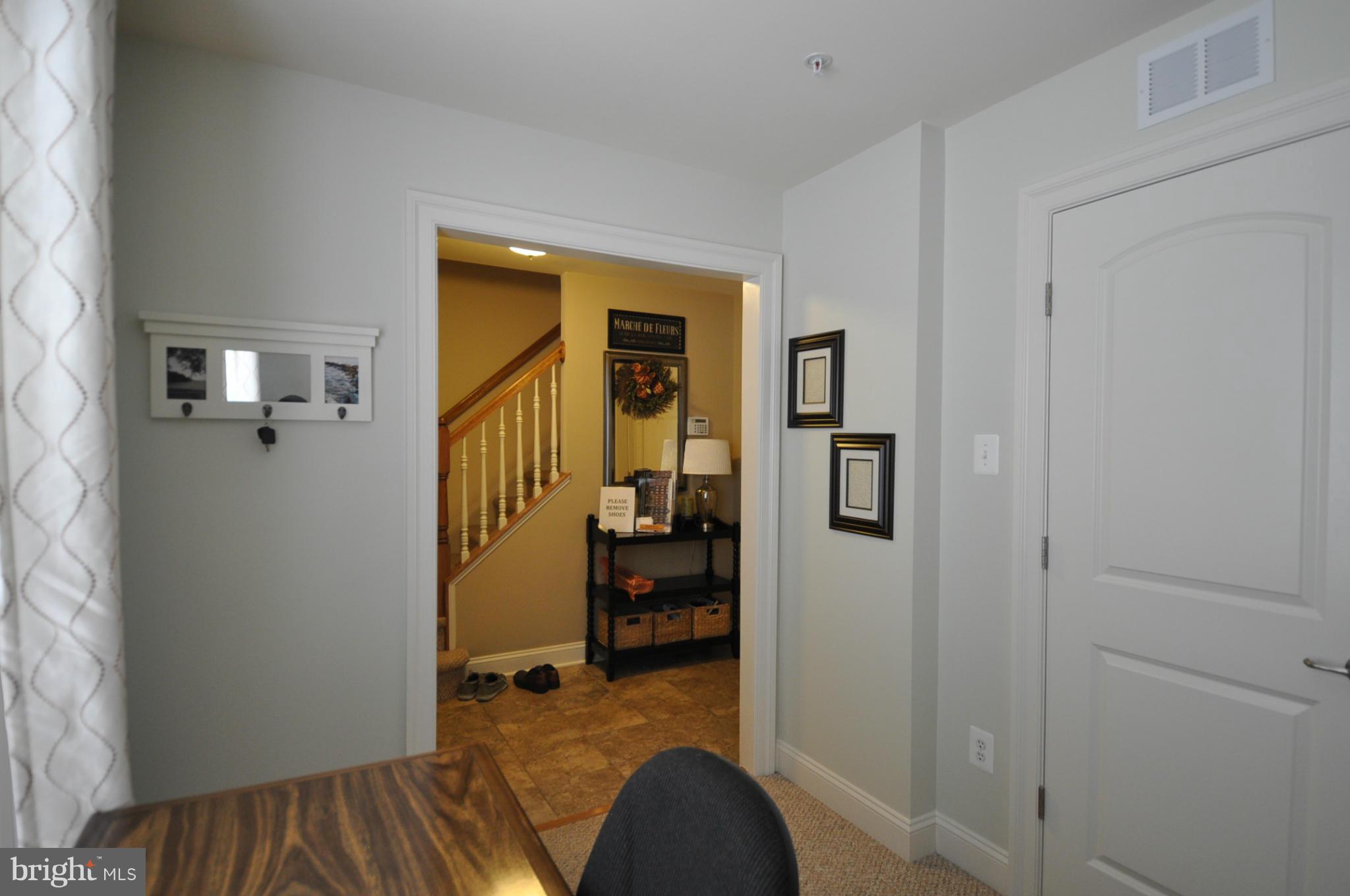 HIDDEN CREEK - Residential Lease