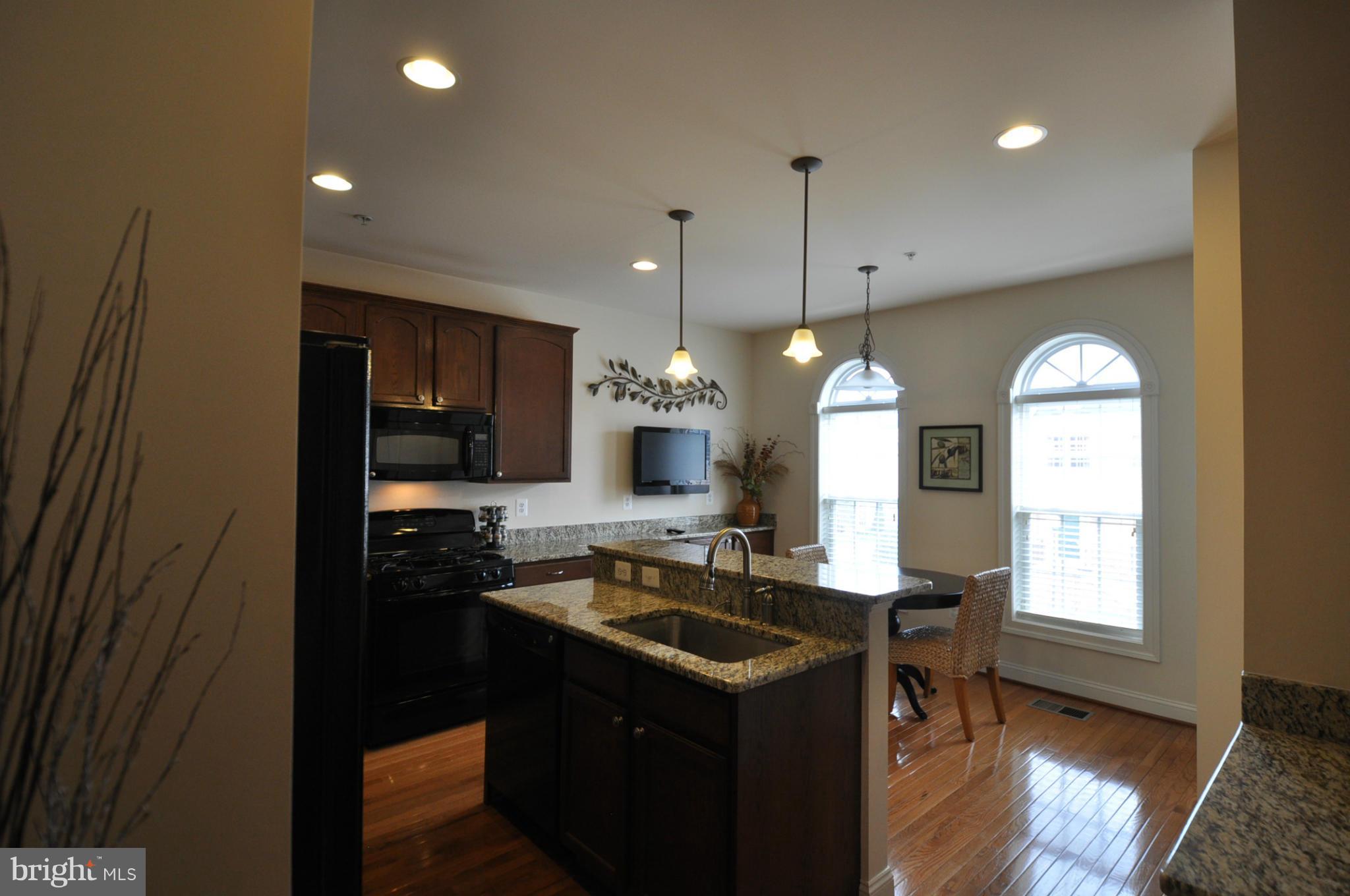 HIDDEN CREEK - Residential Lease