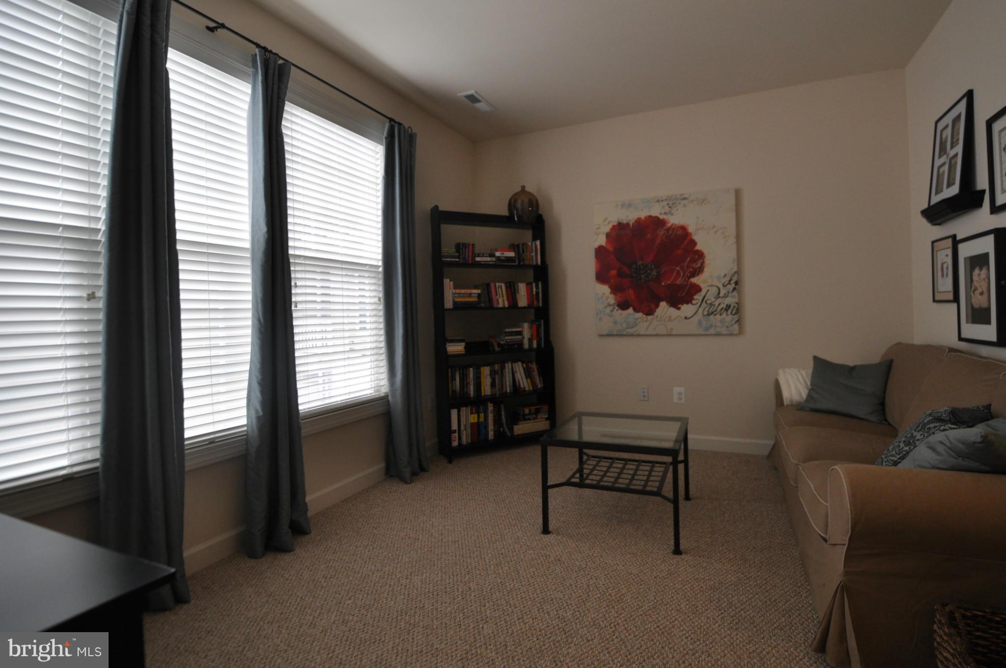 HIDDEN CREEK - Residential Lease