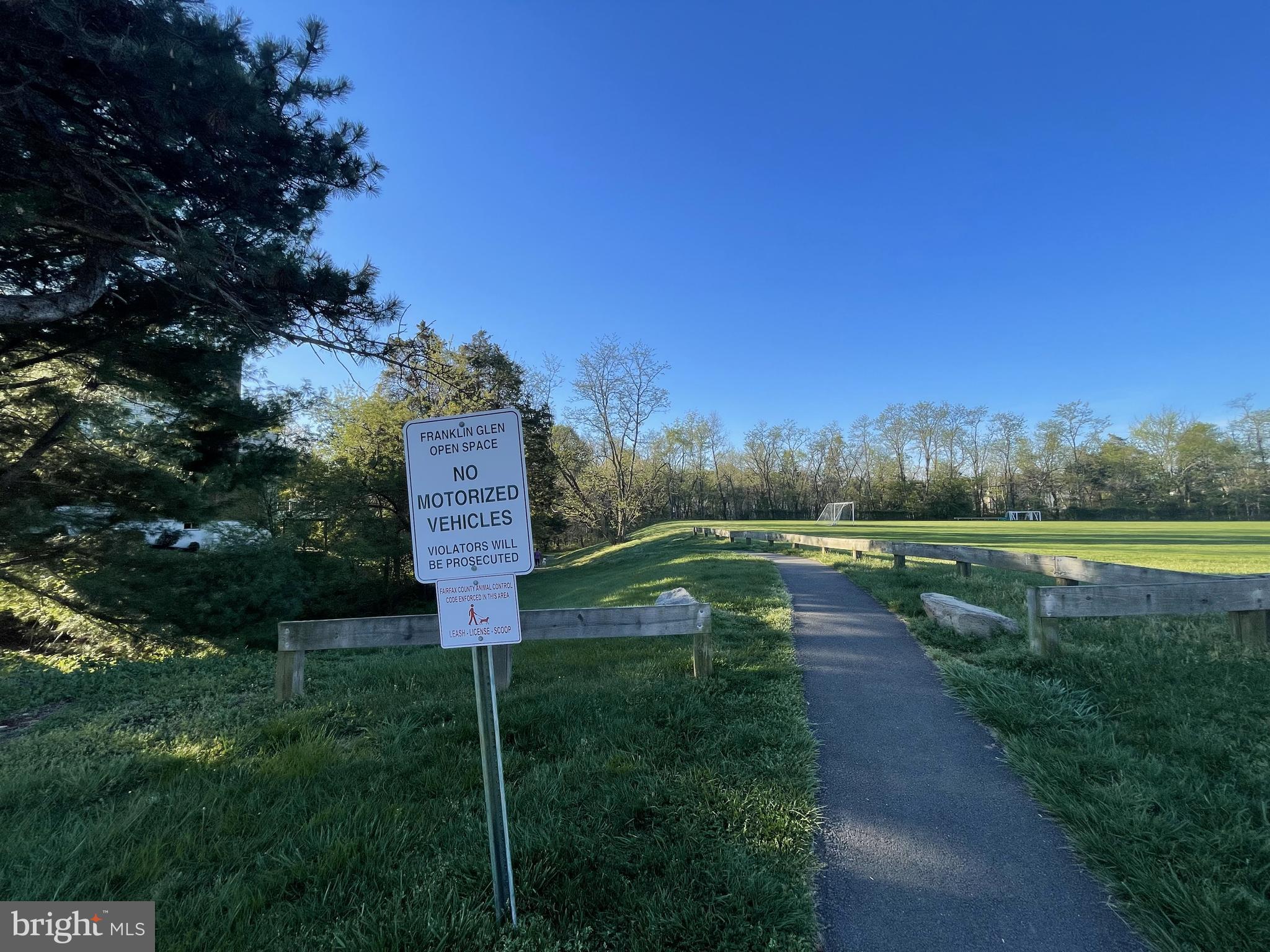 FRANKLIN GLEN - Residential