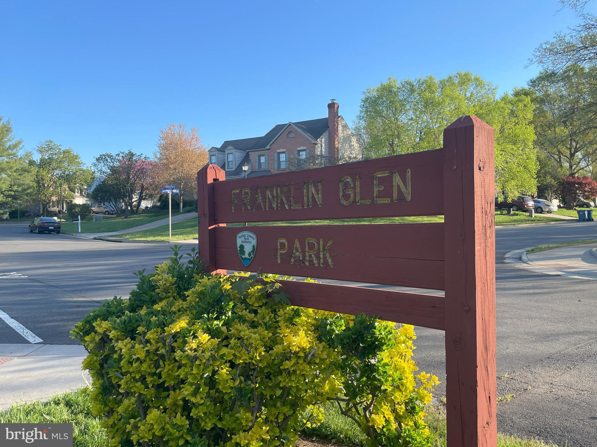FRANKLIN GLEN - Residential