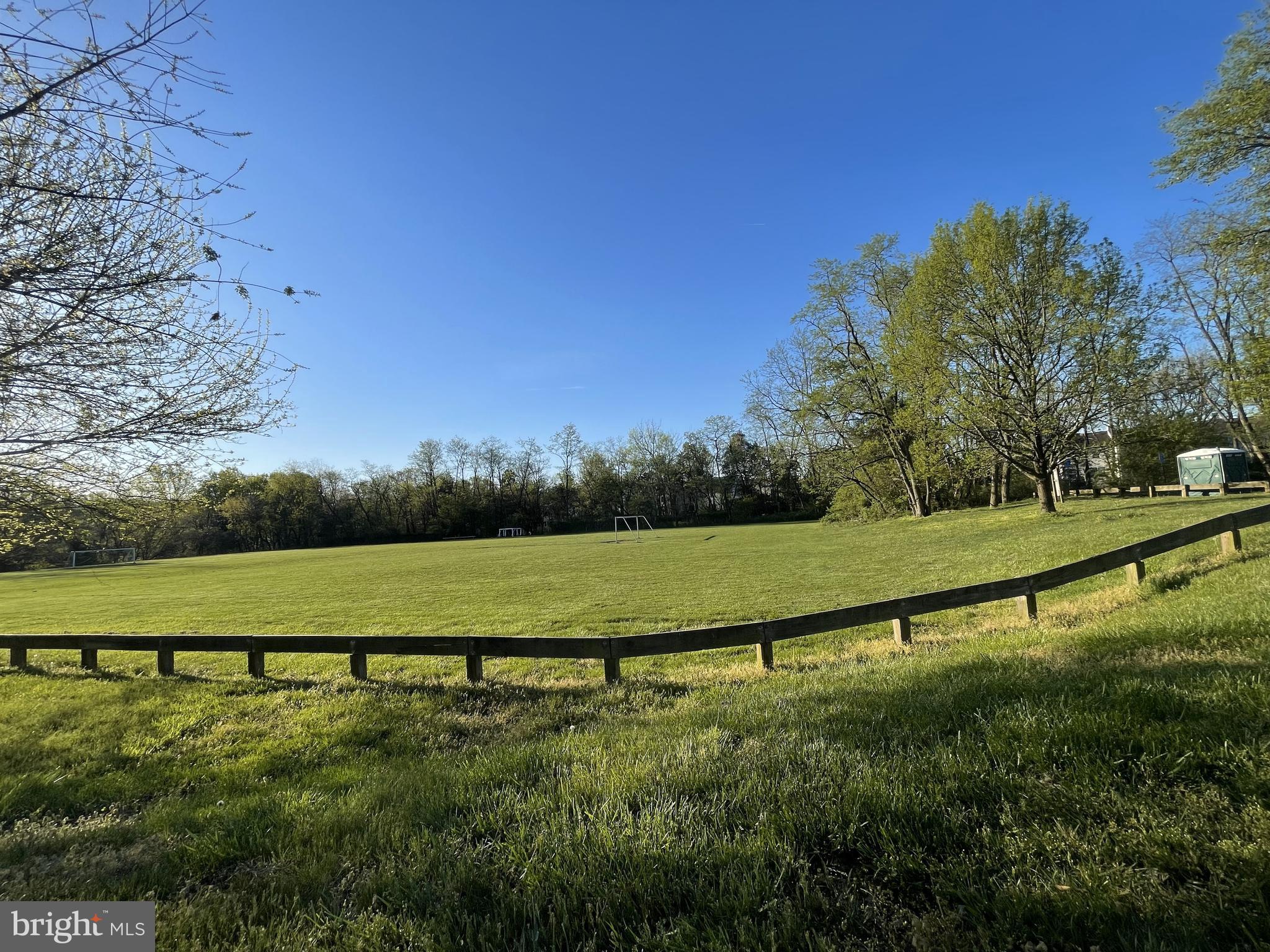 FRANKLIN GLEN - Residential