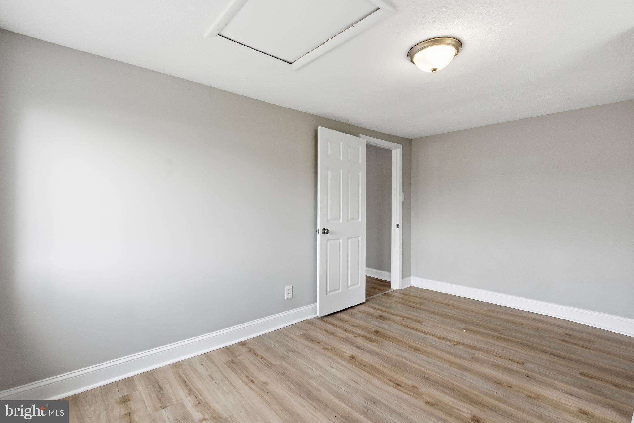 ST. INIGOES - Residential