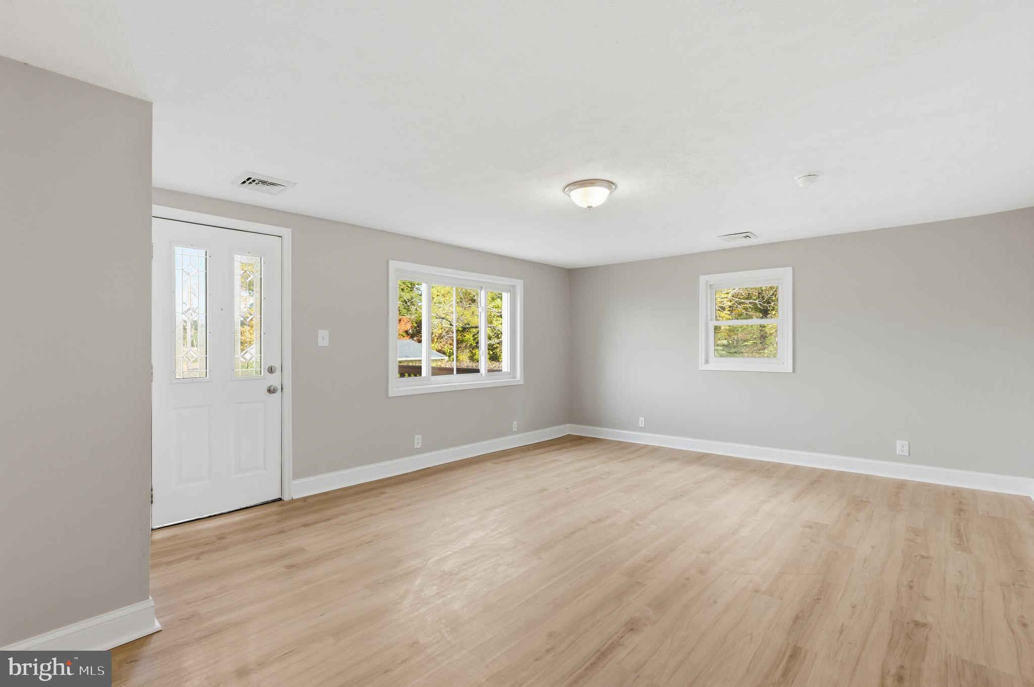 ST. INIGOES - Residential