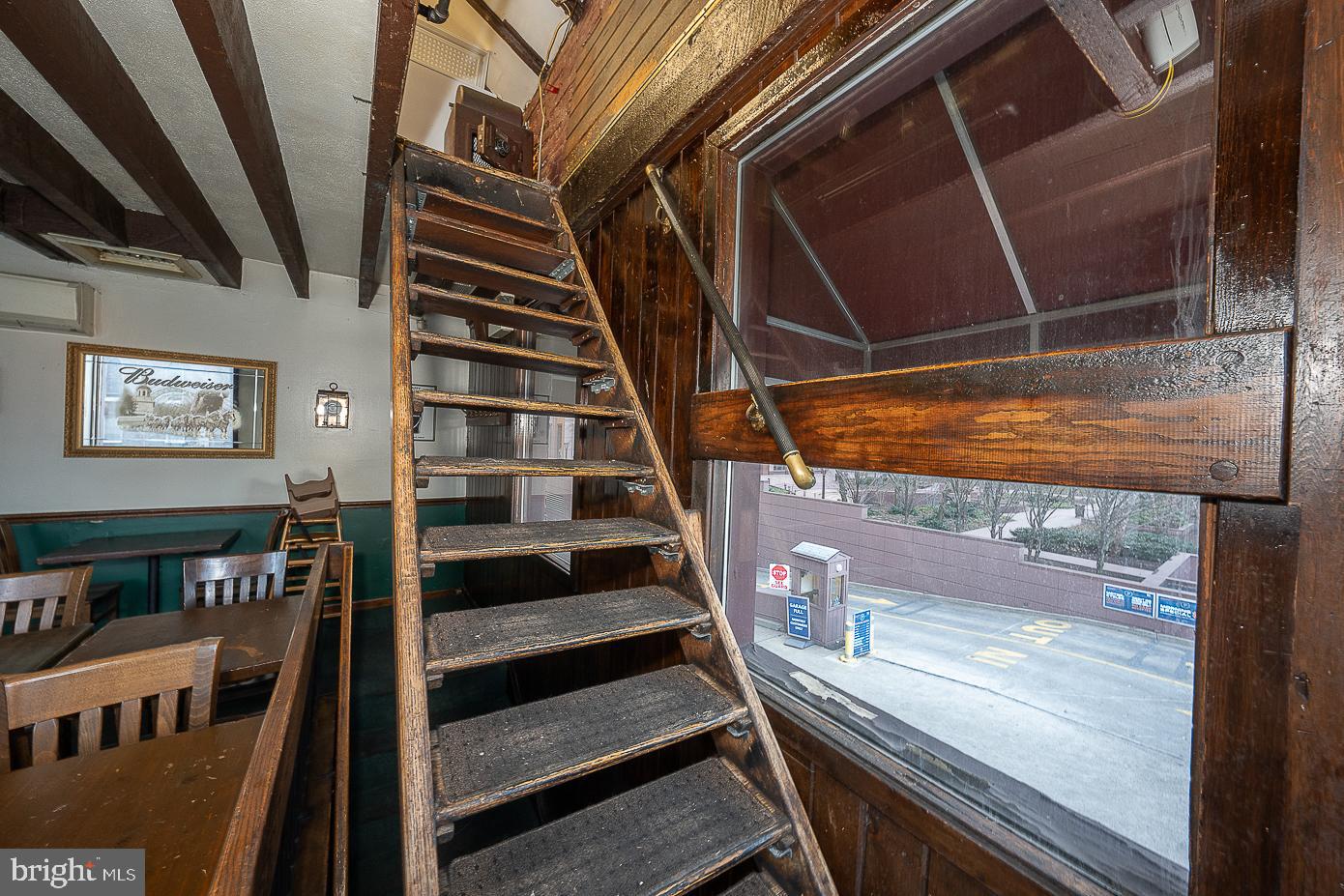 CENTER CITY - Commercial Sale