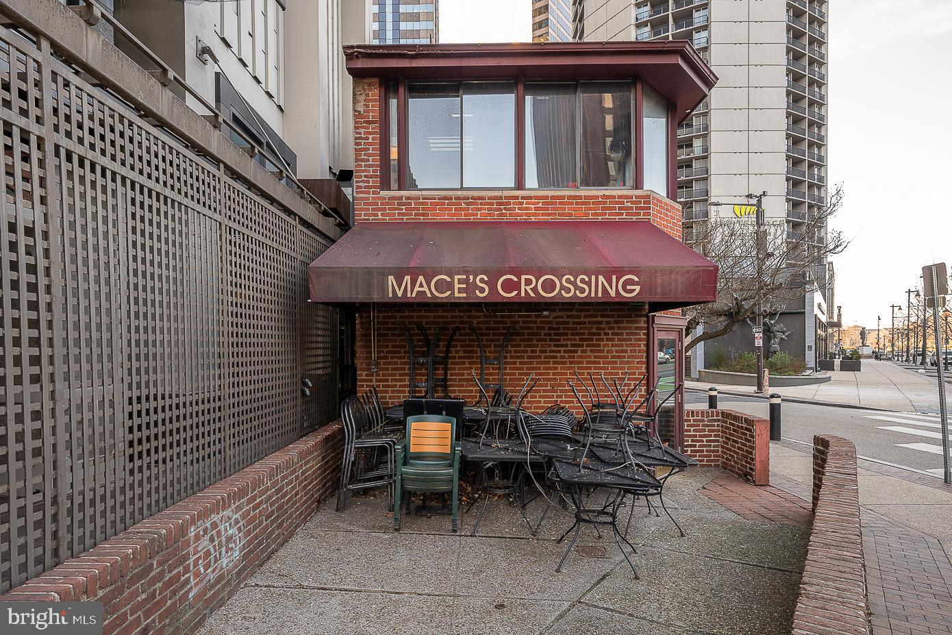 CENTER CITY - Commercial Sale