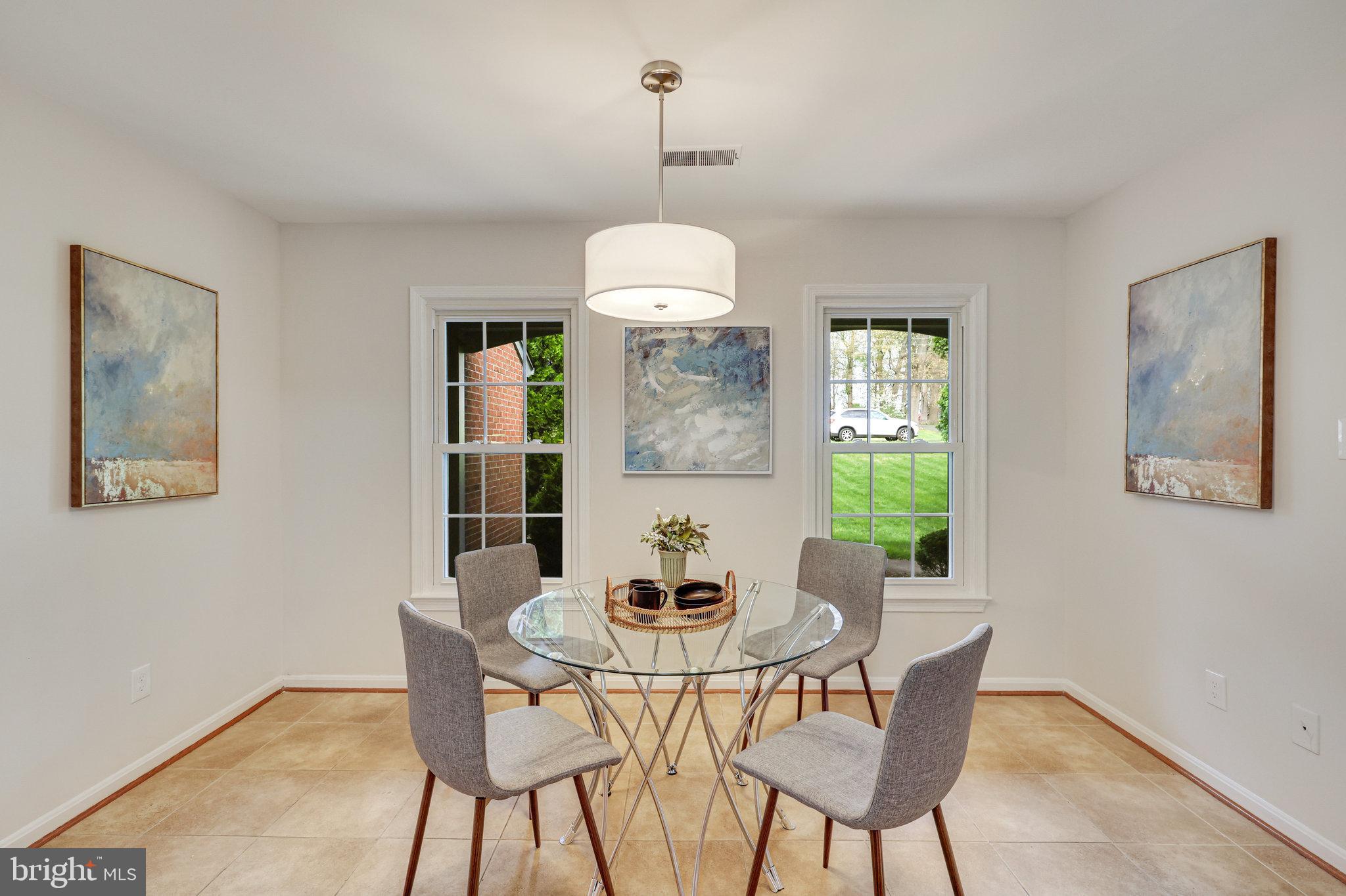 FAIRFAX COUNTRY CLUB ESTATES - Residential