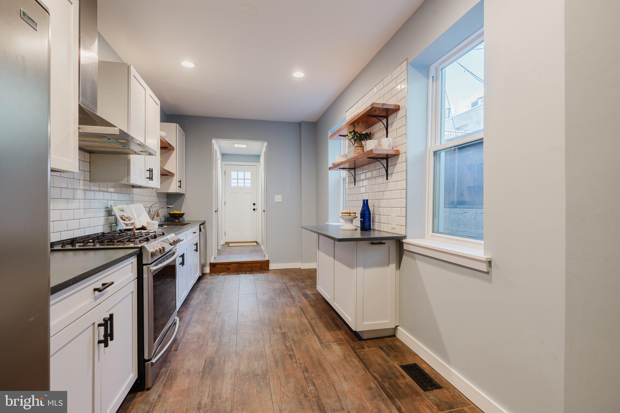 BUTCHERS HILL - Residential