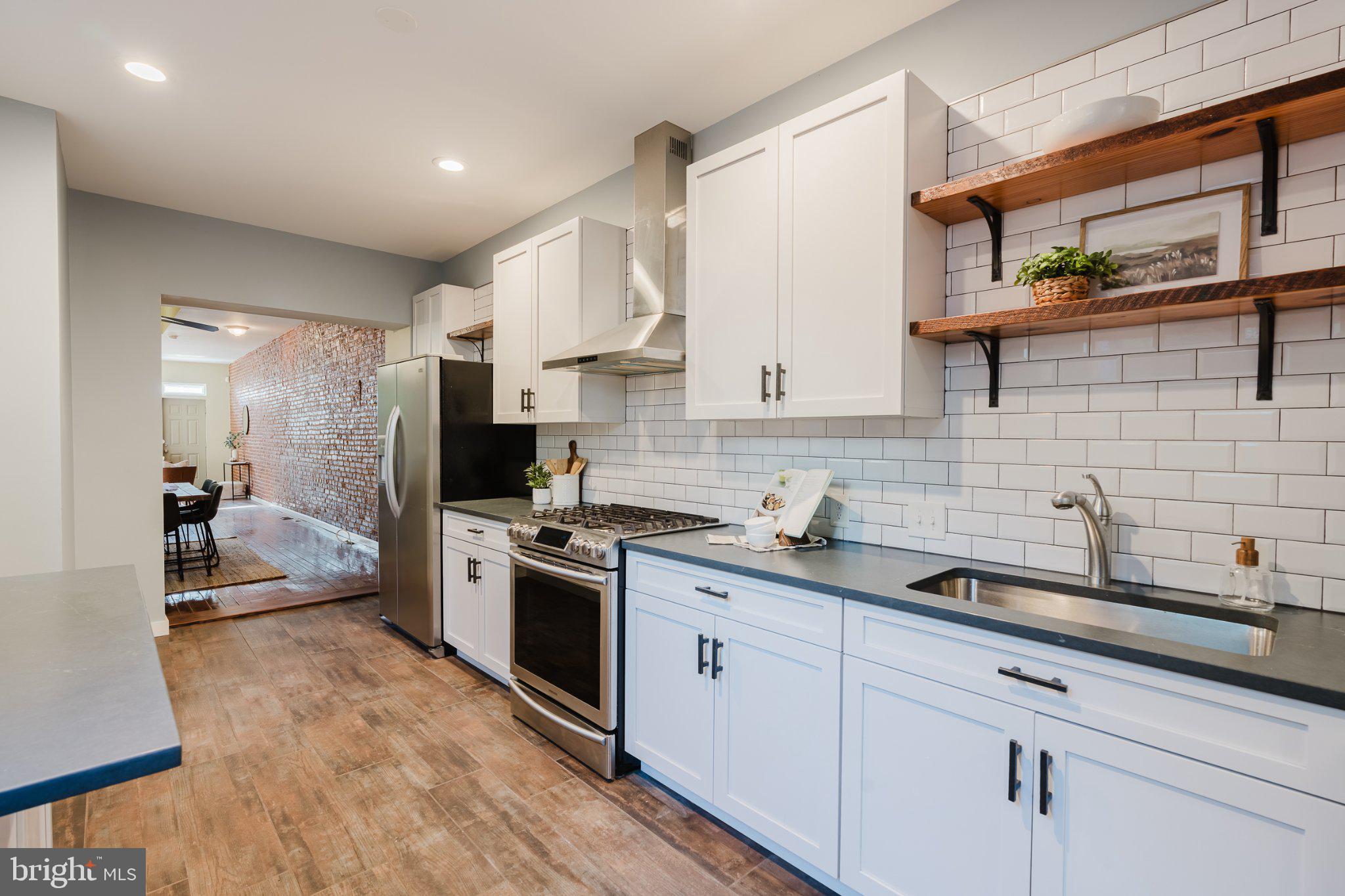 BUTCHERS HILL - Residential