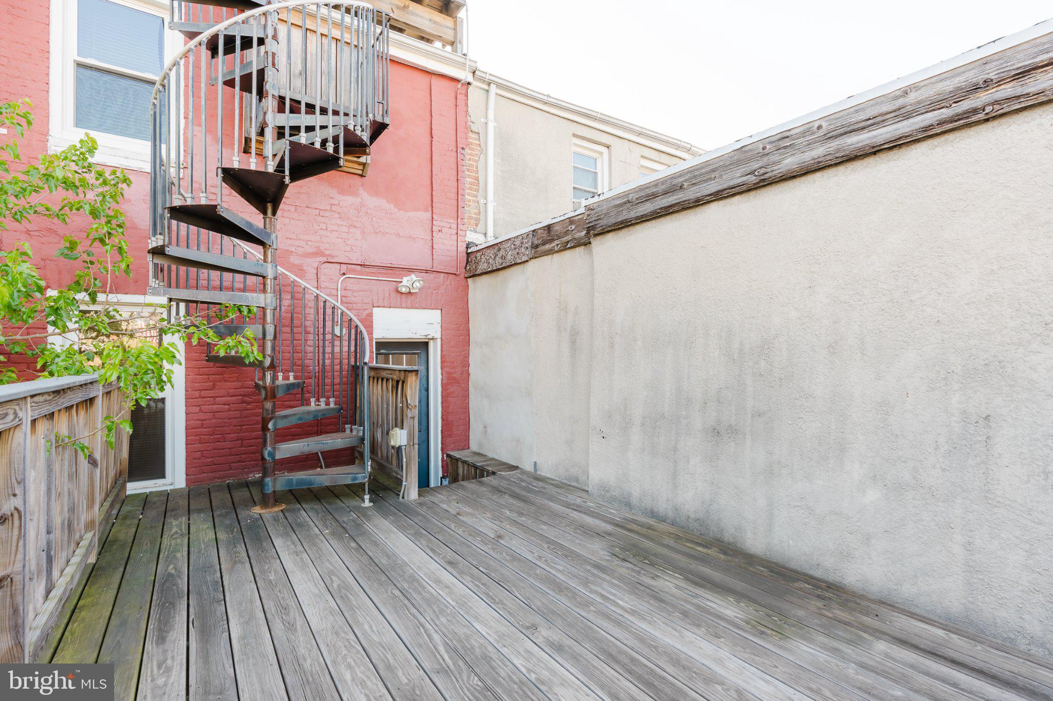 BUTCHERS HILL - Residential