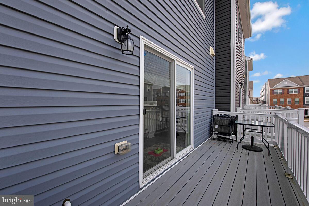 WOODMORE OVERLOOK - Residential