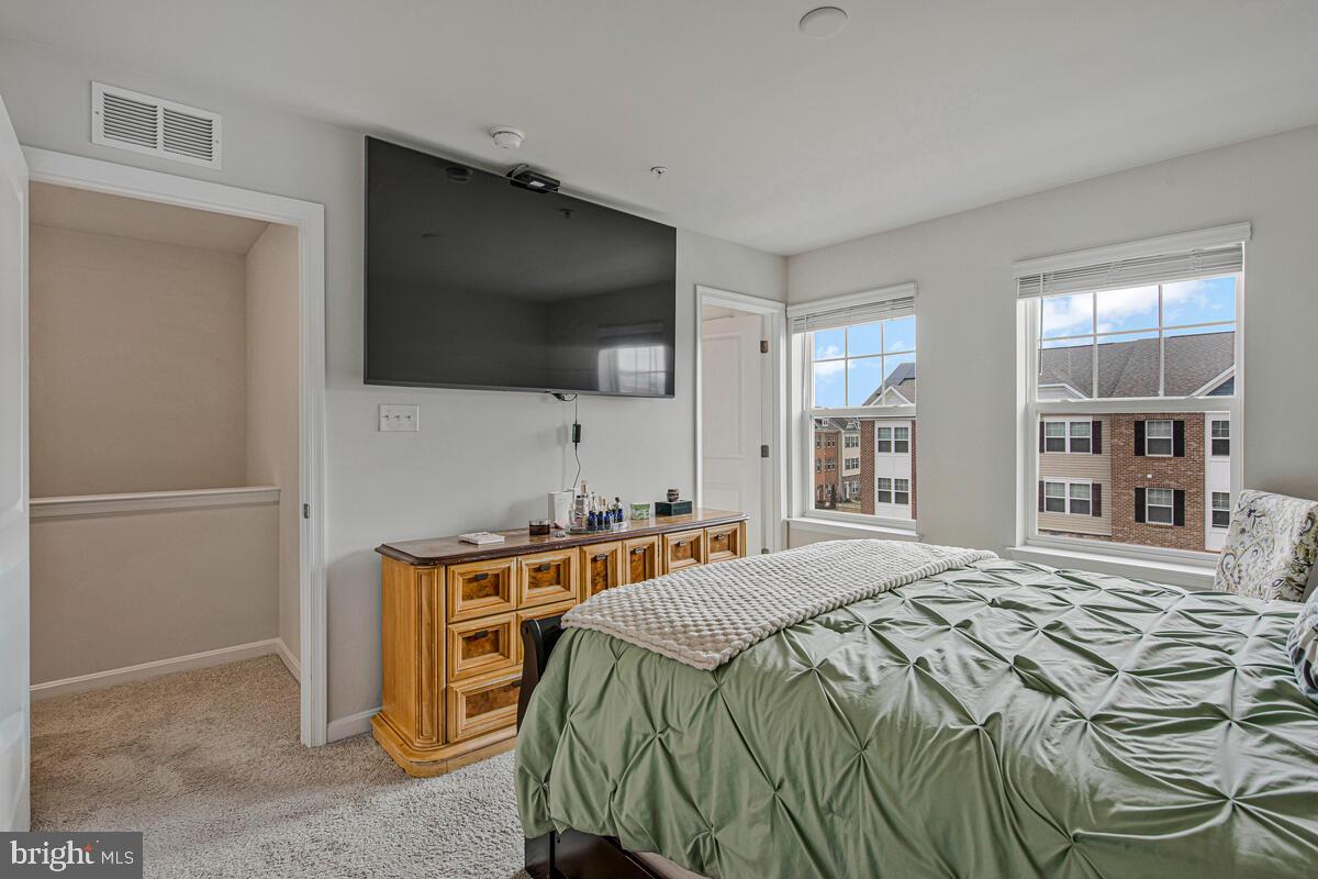 WOODMORE OVERLOOK - Residential