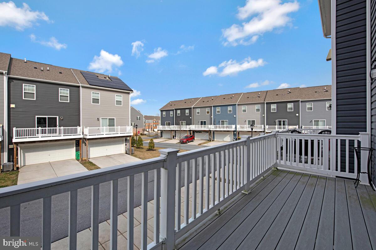 WOODMORE OVERLOOK - Residential