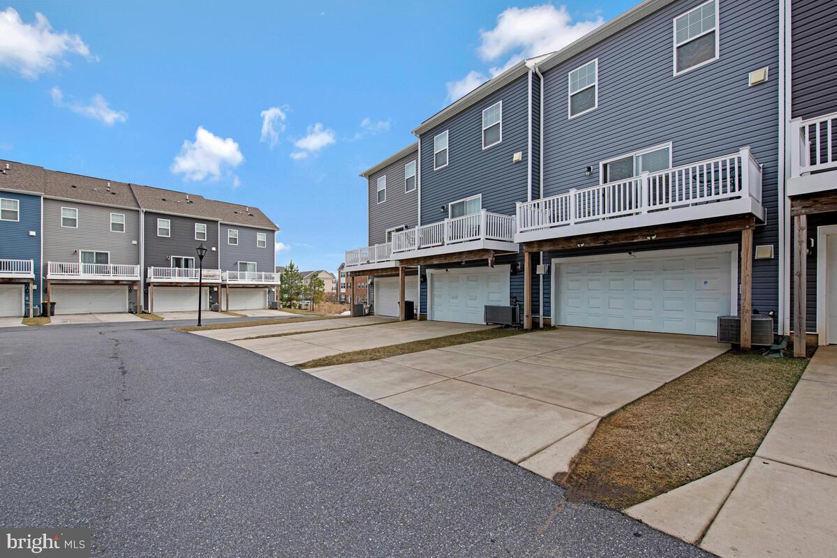 WOODMORE OVERLOOK - Residential