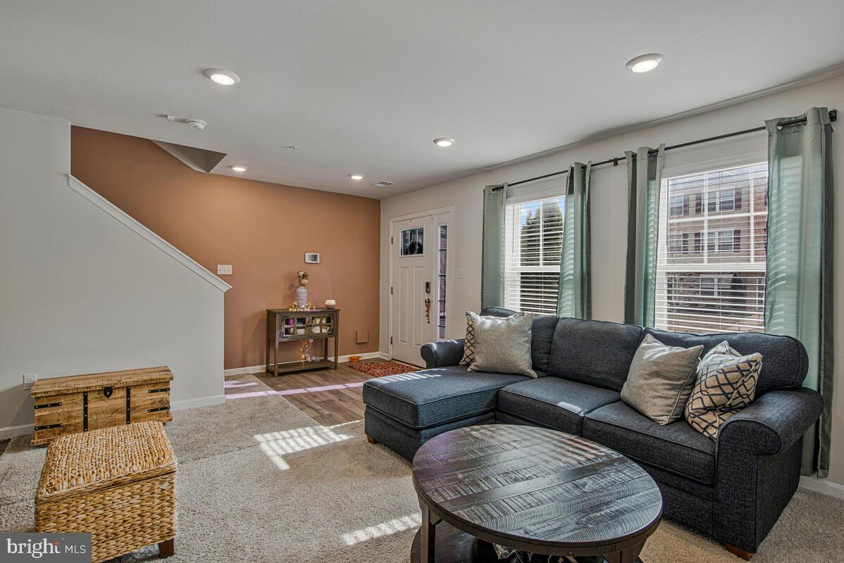 WOODMORE OVERLOOK - Residential