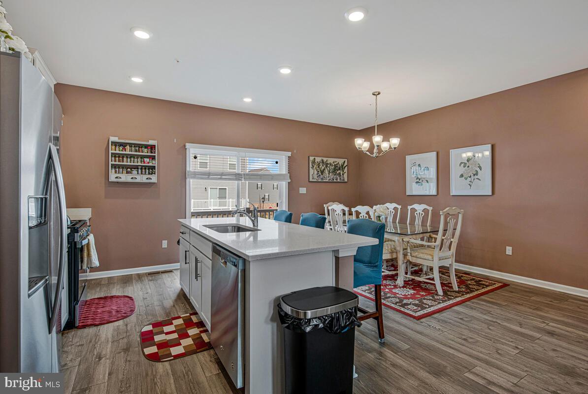 WOODMORE OVERLOOK - Residential