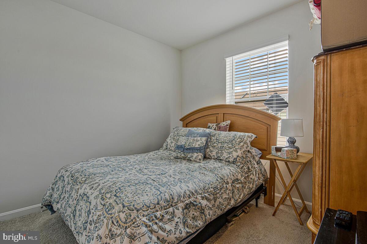 WOODMORE OVERLOOK - Residential