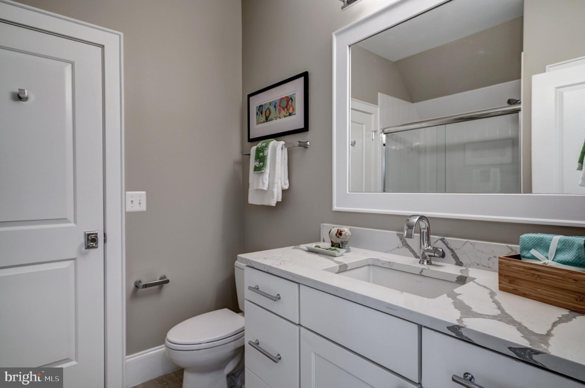 LEE HEIGHTS - Residential