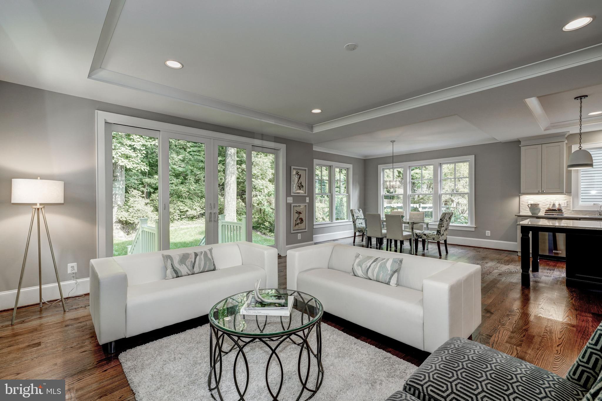 LEE HEIGHTS - Residential