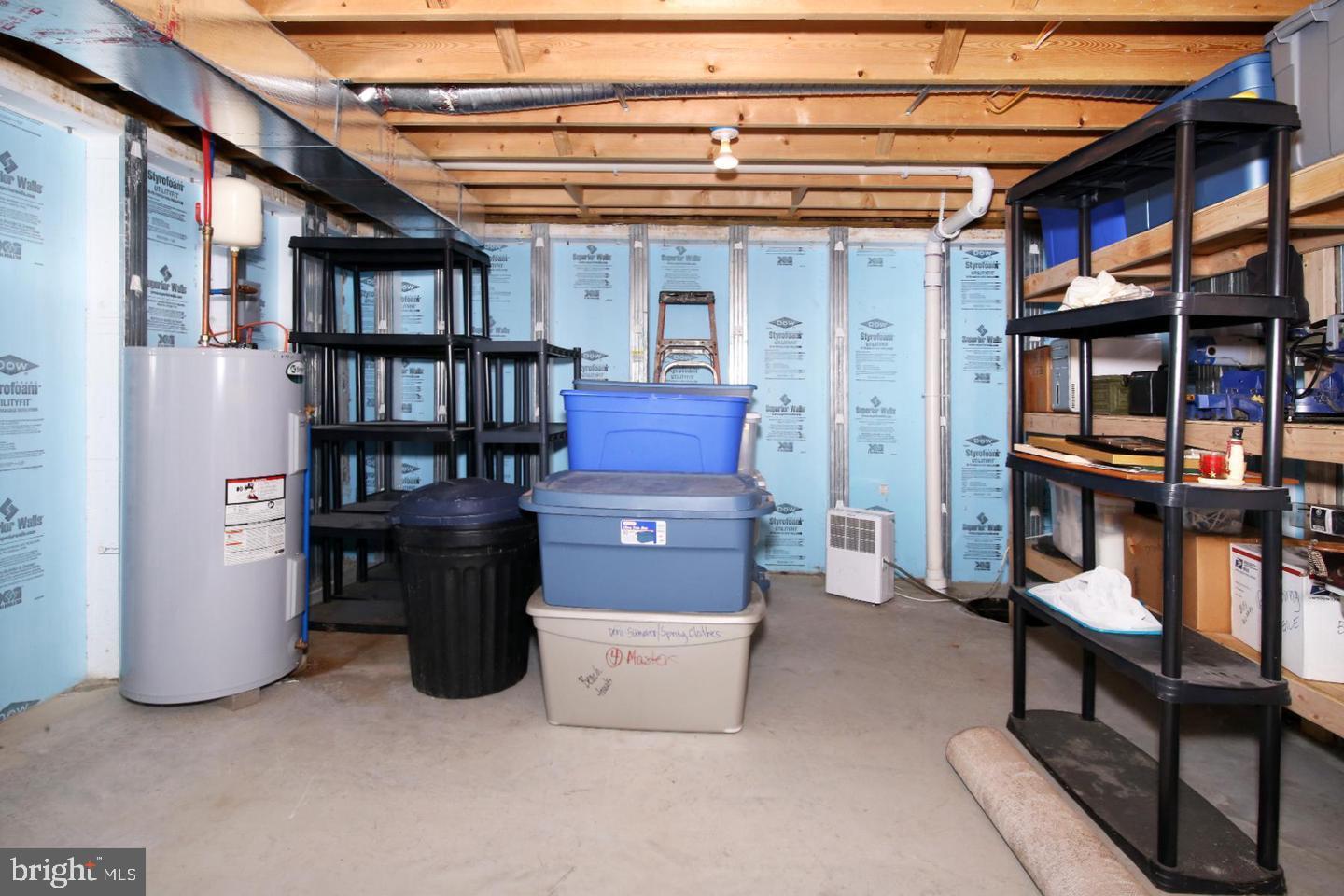 HILLTOP ESTATES - Residential