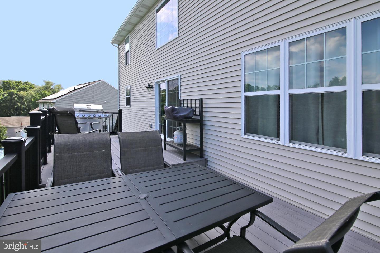 HILLTOP ESTATES - Residential