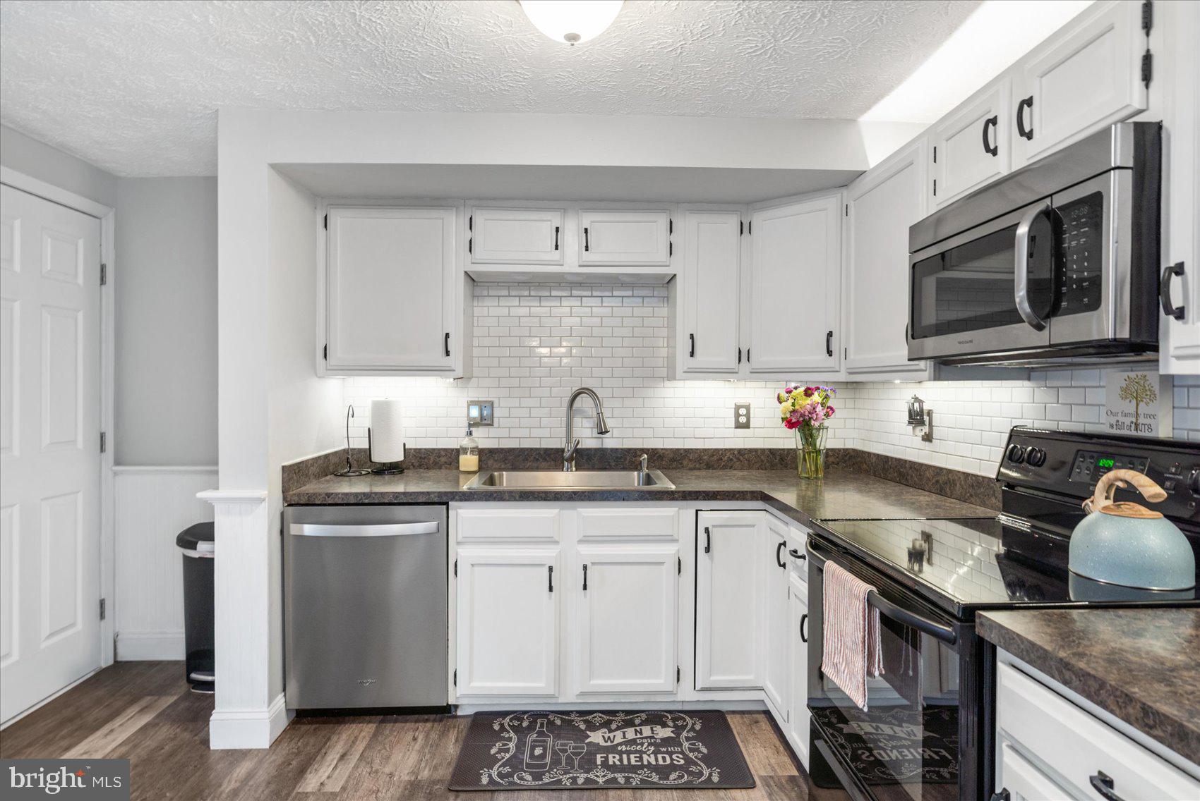 VILLAGE OF VANDERWAY - Residential