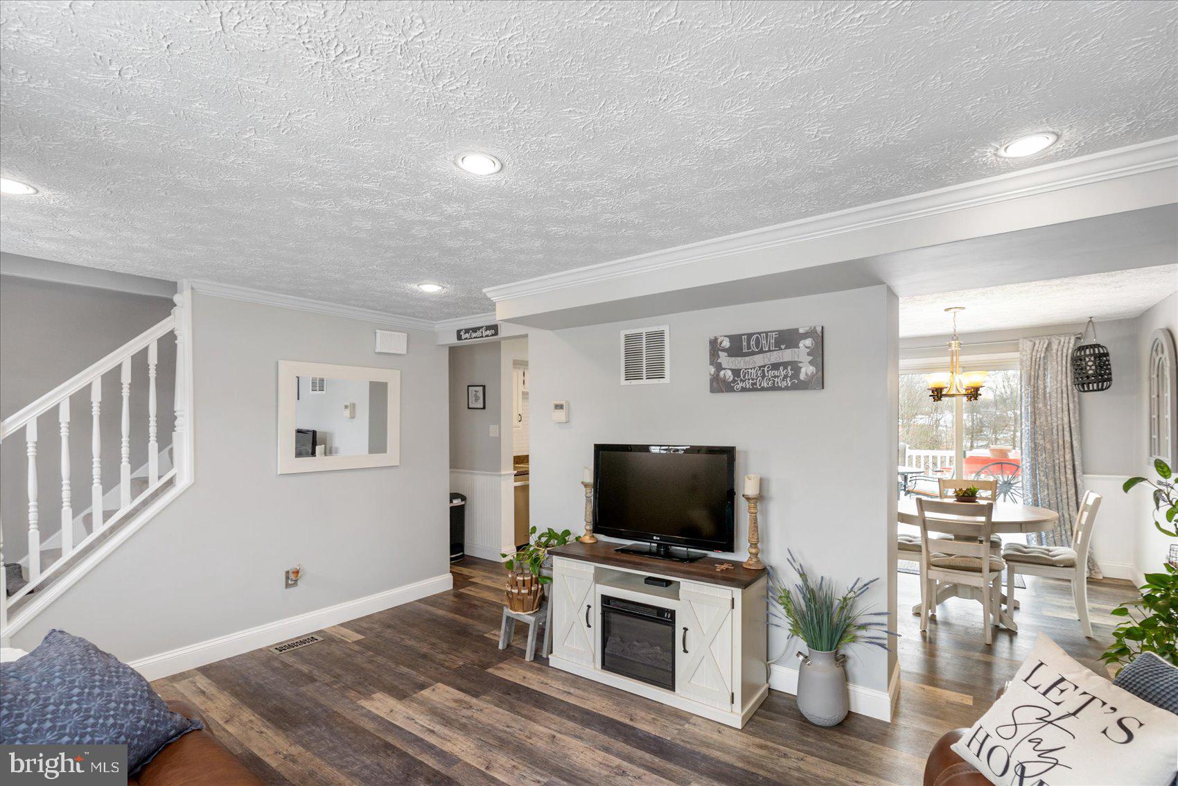 VILLAGE OF VANDERWAY - Residential